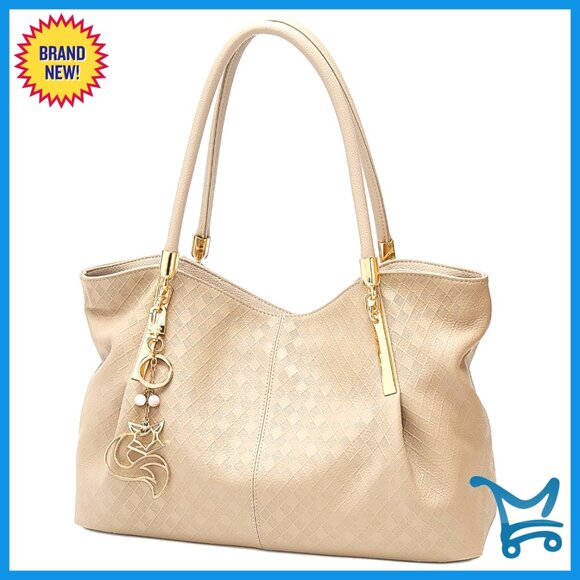 Large Capacity Cow Leather Tote Bag with Zipper Closure and Metal Charm